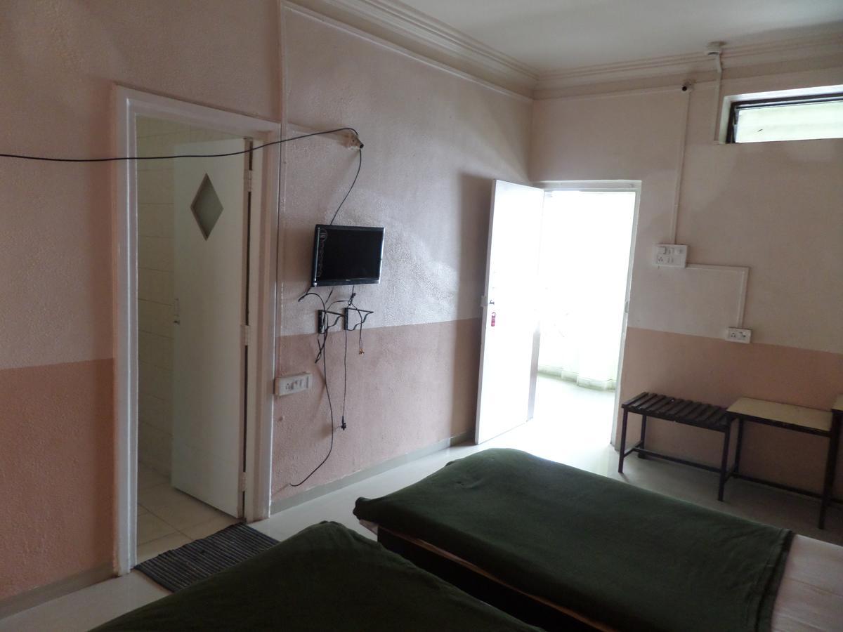 Hotel Ayodhya Nashik Eksteriør billede